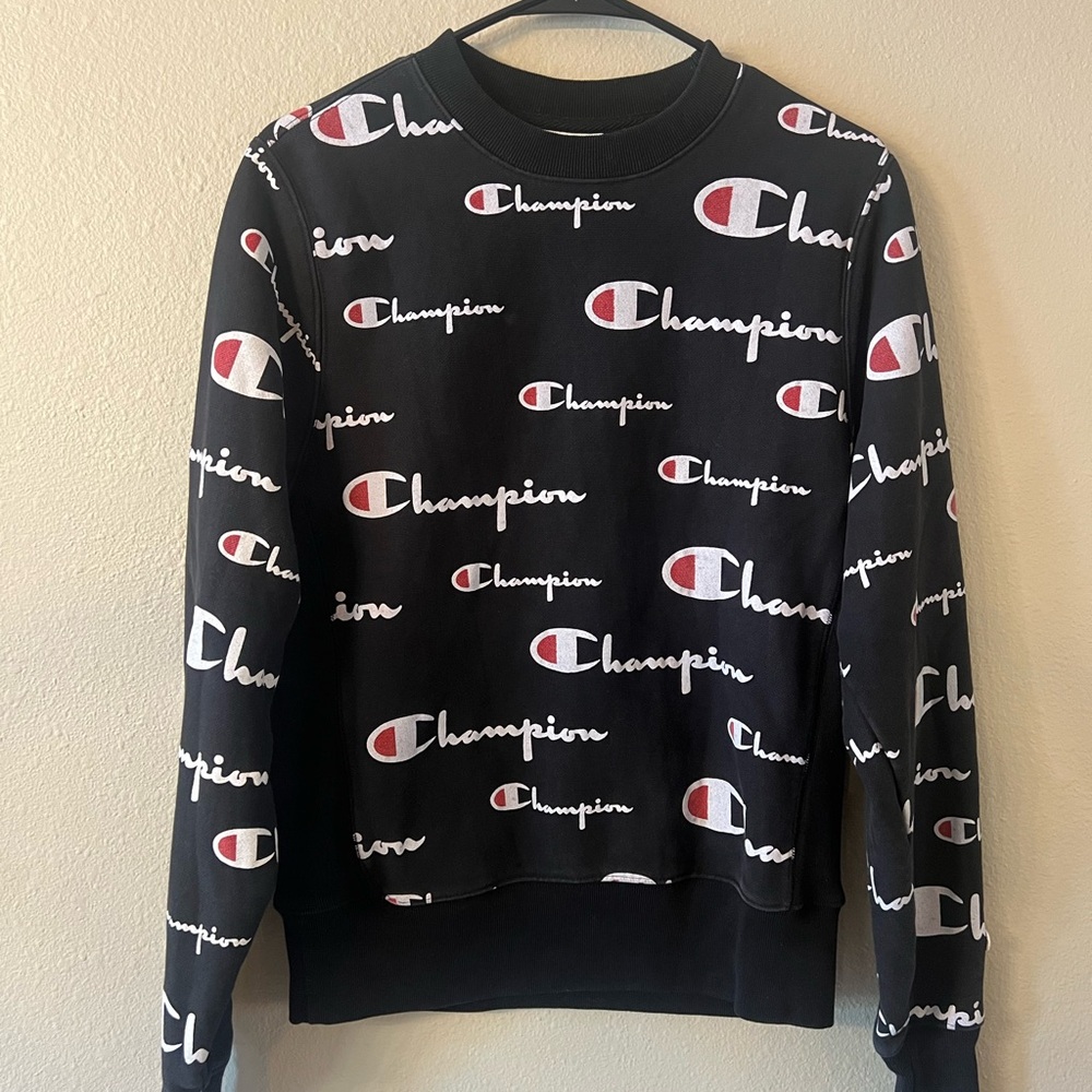 🏅NWOT Champion Crewneck Sweater in Black and Red Men’s SM/Womens MED